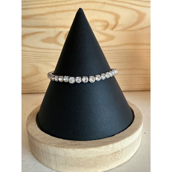 Crystal Rhinestone Tennis Bracelet 6" Stretch Slim Design For Women & Teens - Picture 1 of 4